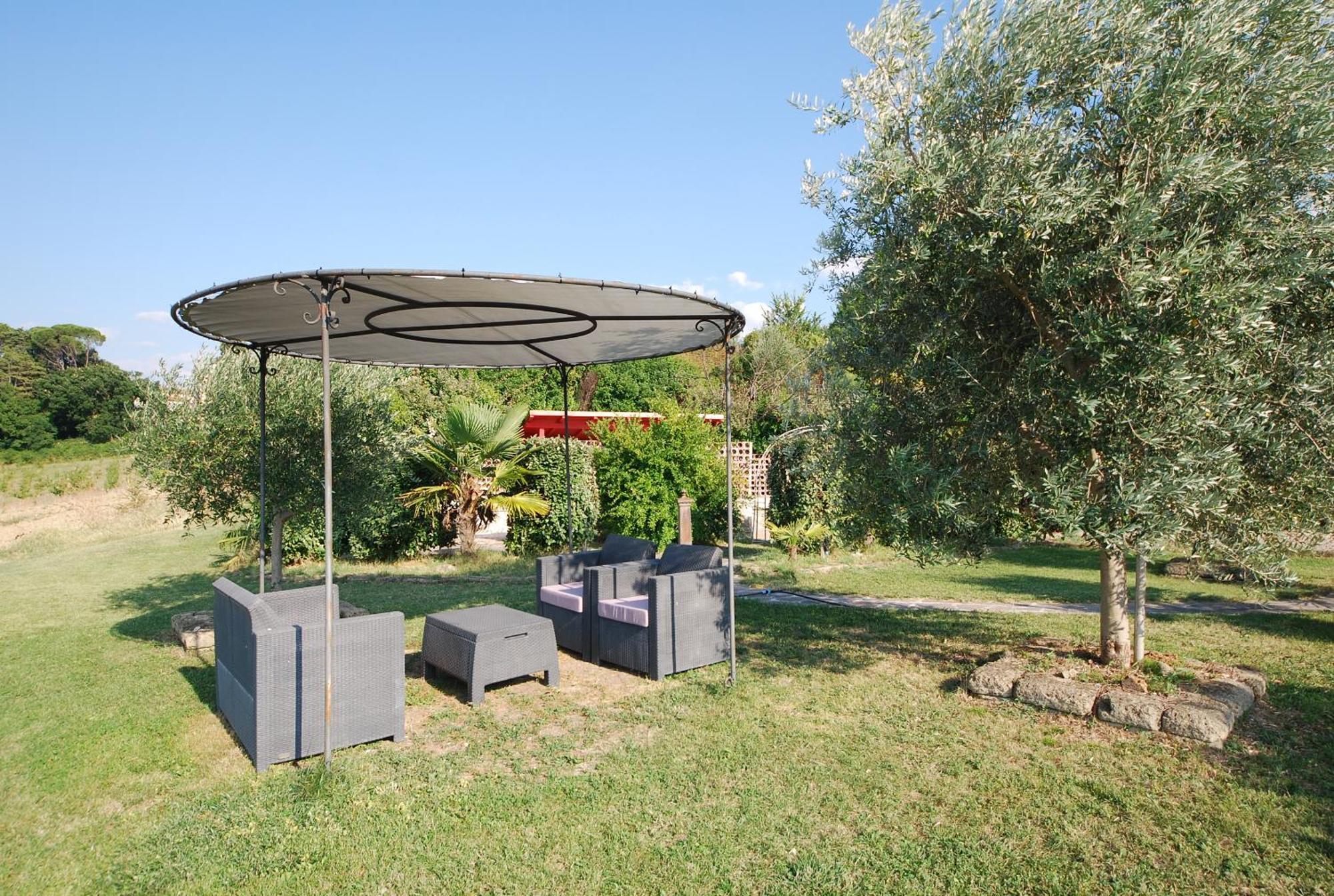 Spoleto By The Pool Guest House Екстериор снимка