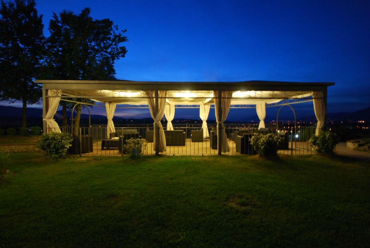 Spoleto By The Pool Guest House Екстериор снимка
